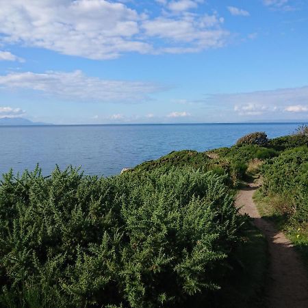 Honesty Cottage Girvan Bagian luar foto