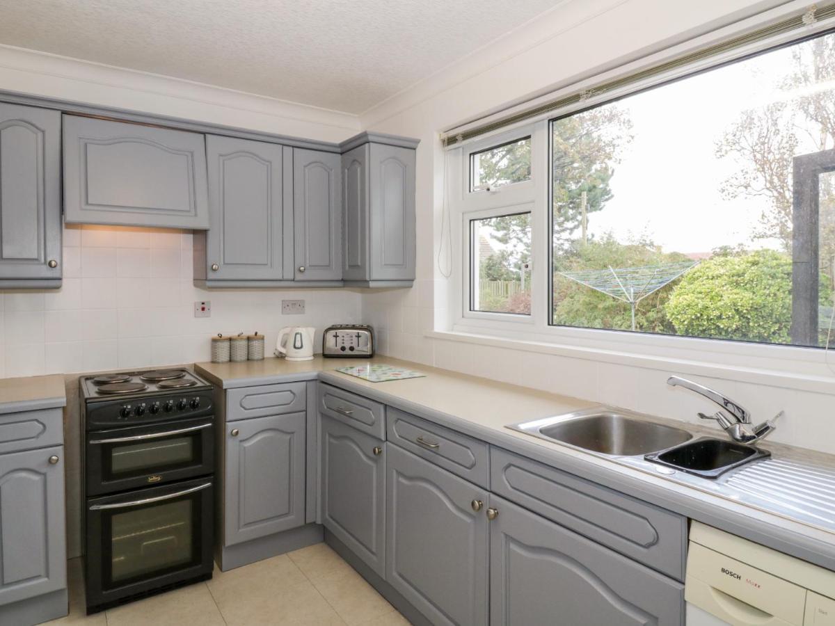 Honesty Cottage Girvan Bagian luar foto