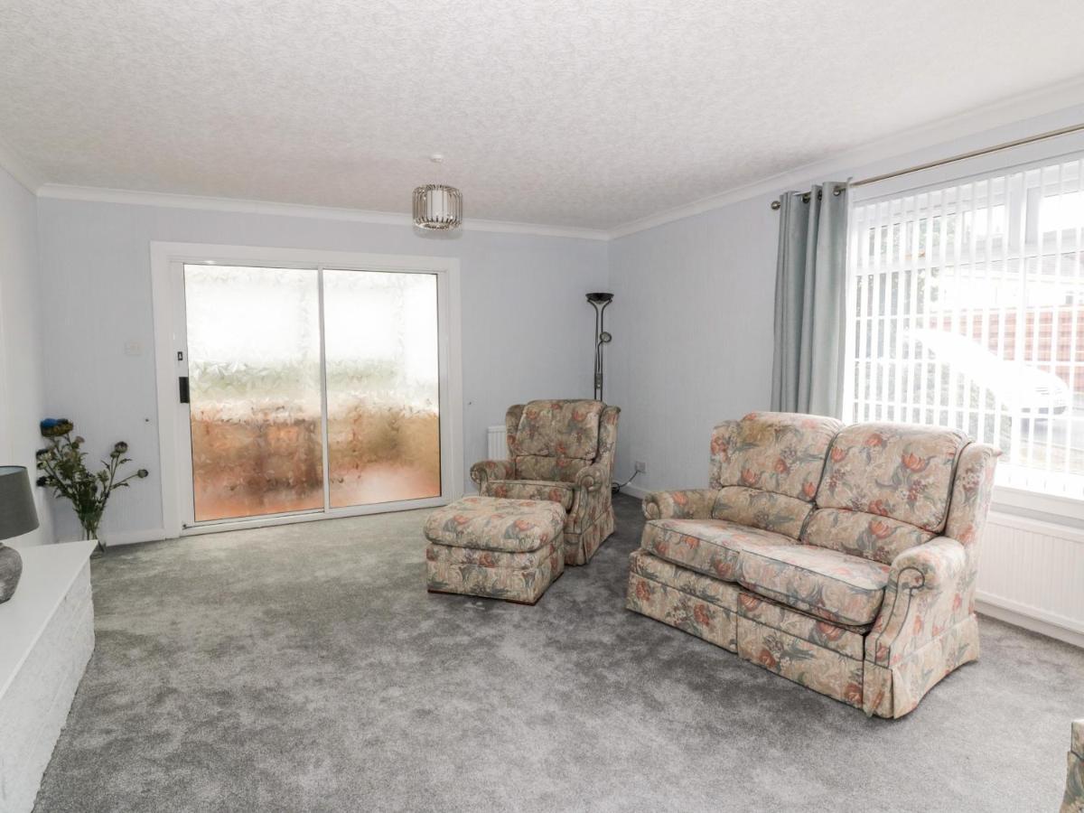 Honesty Cottage Girvan Bagian luar foto