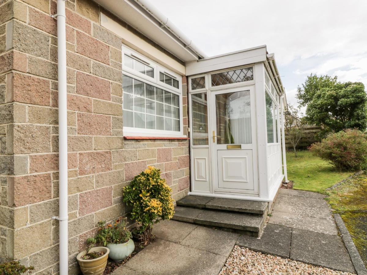 Honesty Cottage Girvan Bagian luar foto