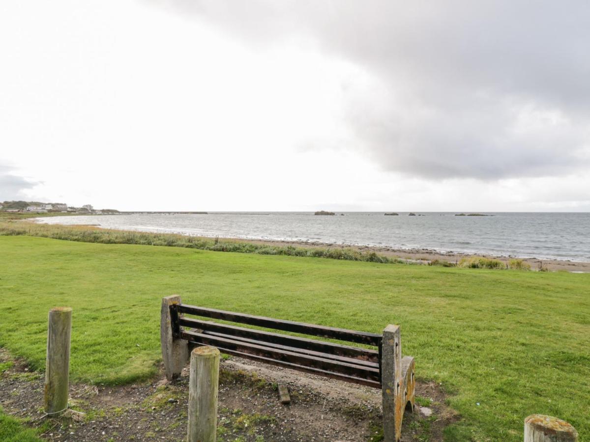 Honesty Cottage Girvan Bagian luar foto